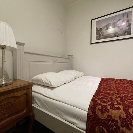 Old Town - Oleviste Apartment Tallinn Ngoại thất bức ảnh
