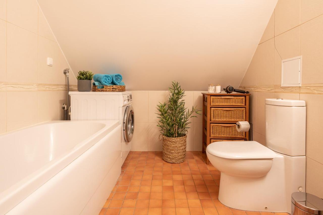 Old Town - Oleviste Apartment Tallinn Ngoại thất bức ảnh